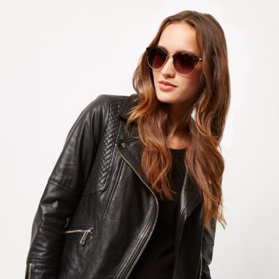 Brown tortoise clubmaster-style sunglasses